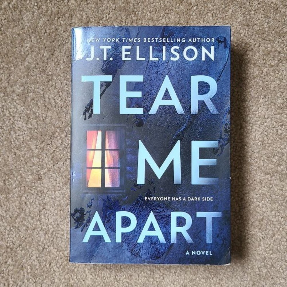 4/$20 Tear Me Apart: A‎ Novel by J. T. Ellison - Paperback